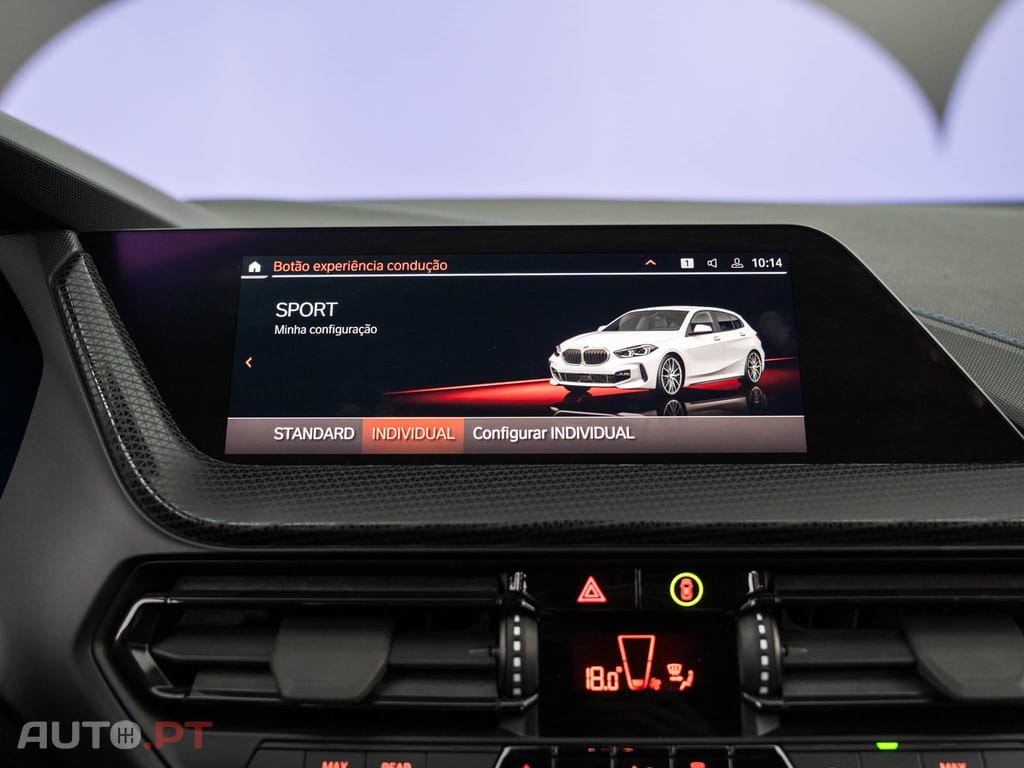 BMW 116 d Pack Desportivo M Auto