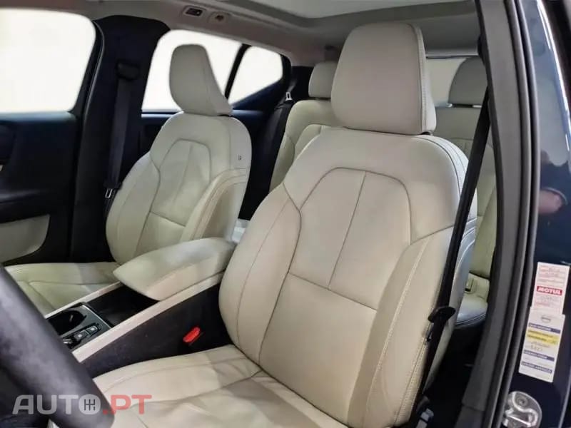 Volvo XC40 T5 Recharge DKG Inscription