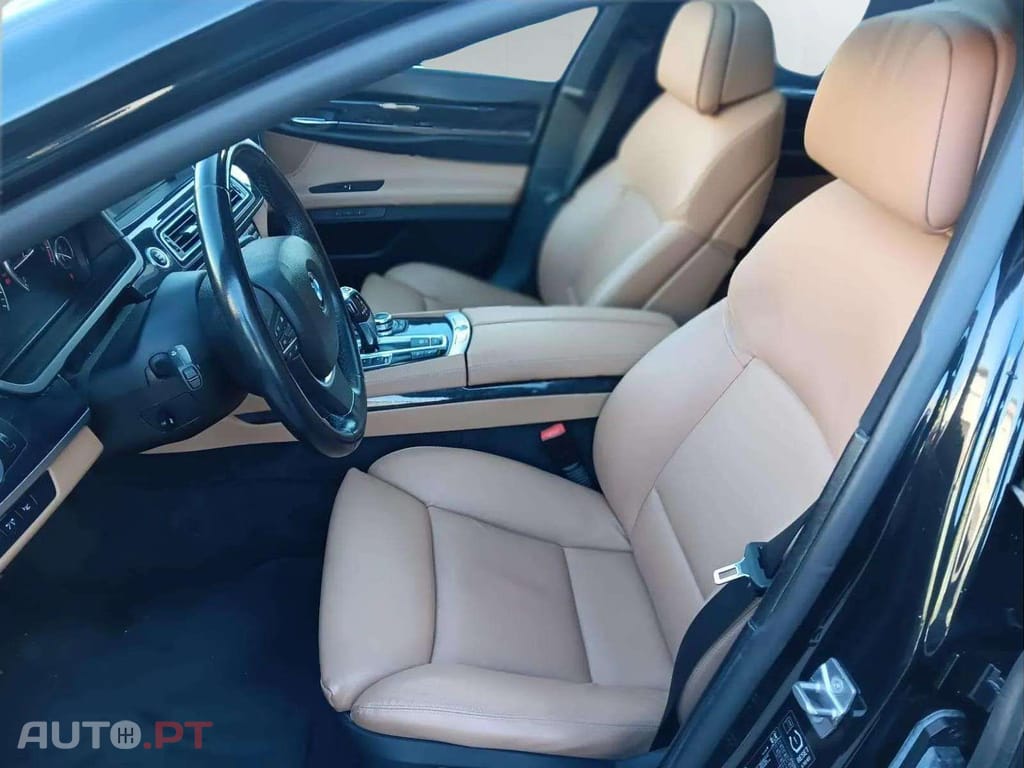 BMW 730 D LUXURY