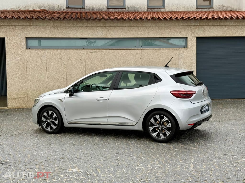 Renault Clio 1.6 E-Tech Intens