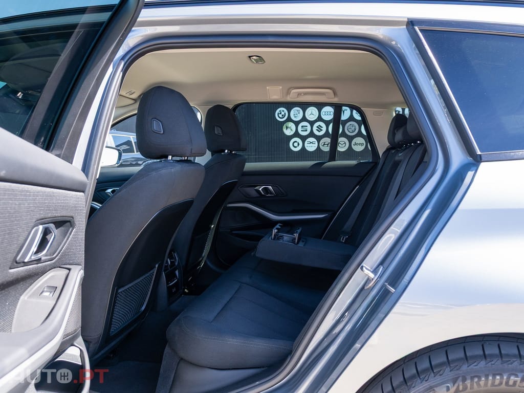 BMW 320 e Auto
