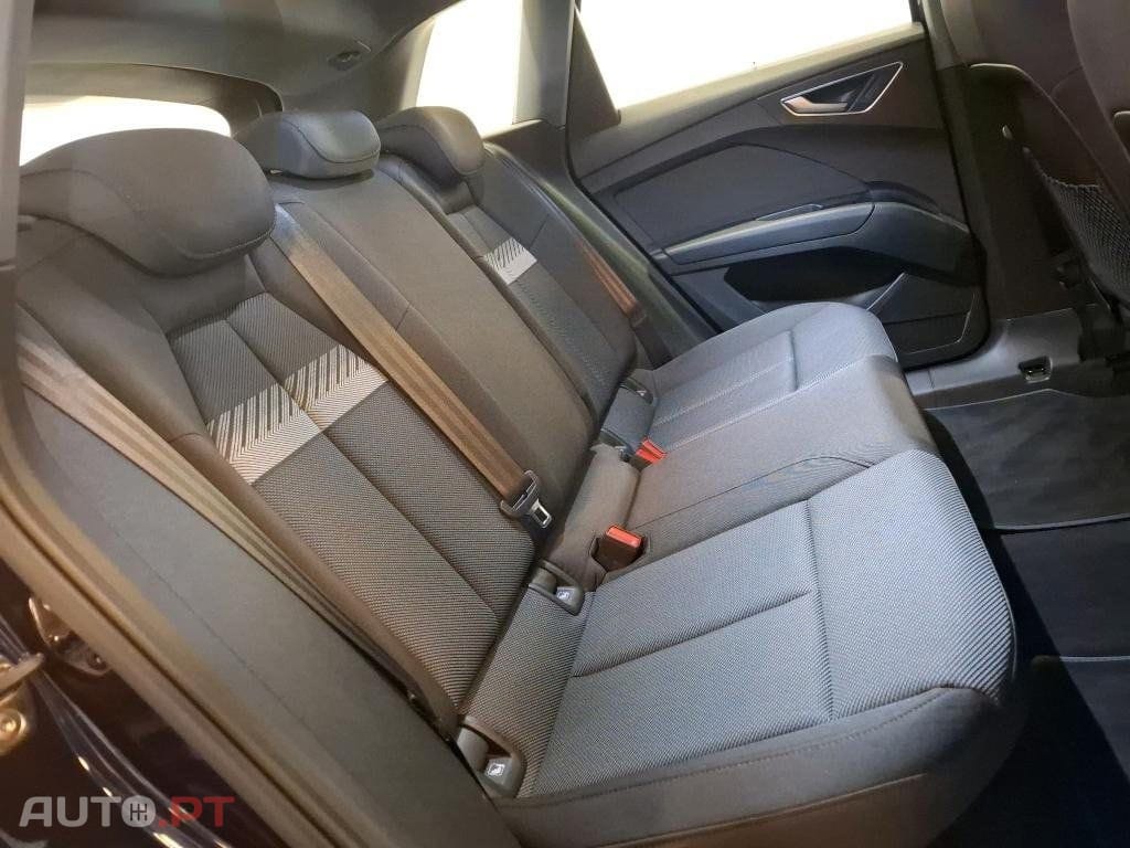 Audi Q4 E-Tron 40 63 kWh SE Business