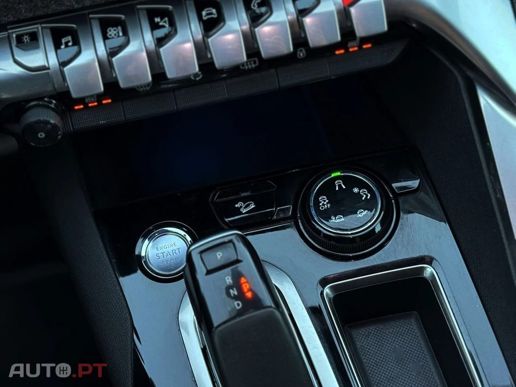 Peugeot 5008 1.5 BlueHDi GT LINE (EAT8)