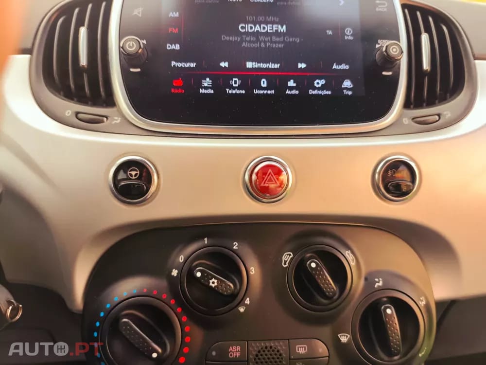 Fiat 500 1.0 Hybrid Connect