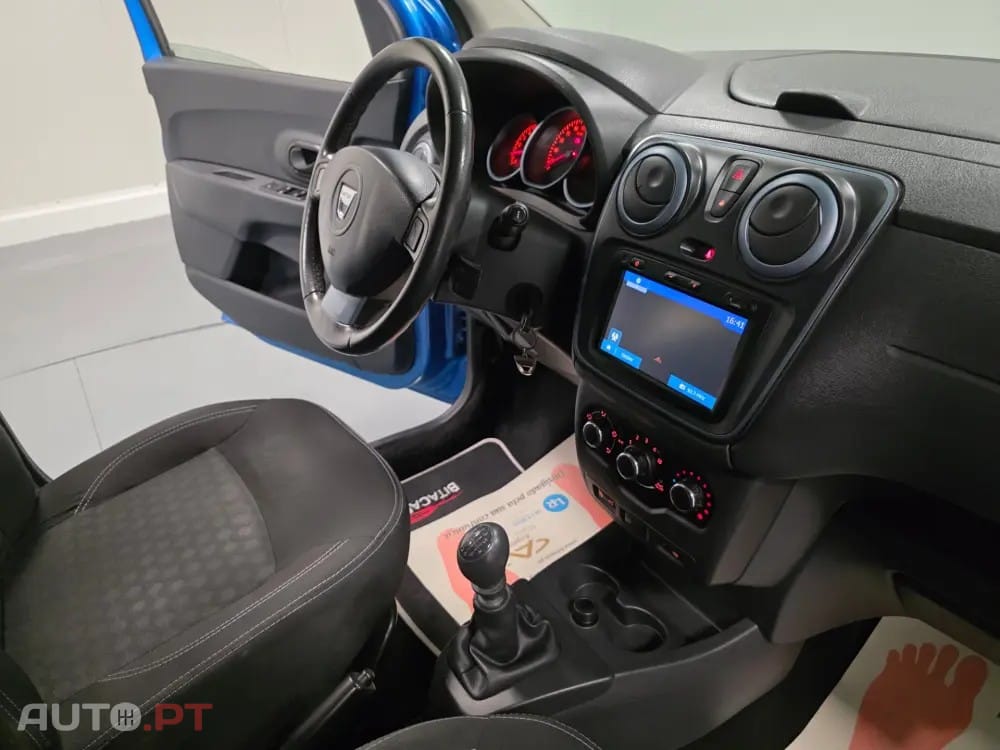 Dacia Lodgy 1.5 dCi Stepway 7L
