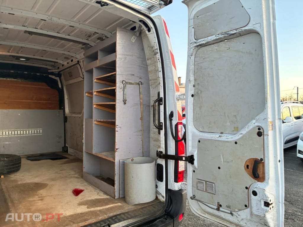 Renault Master 2.3 dCi L3H2 3.5T Grand Confort