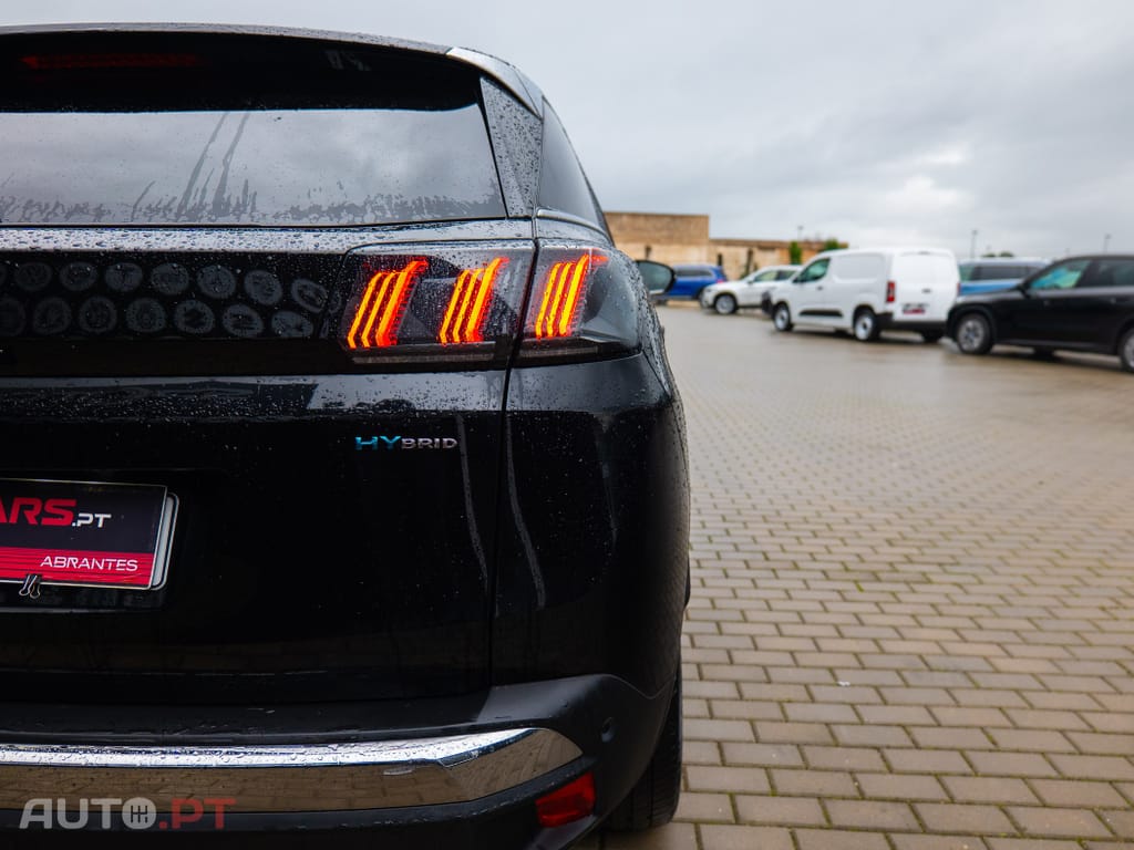 Peugeot 3008 1.6 Hybrid GT e-EAT8