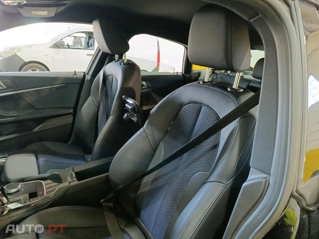 BMW 216 d Advantage