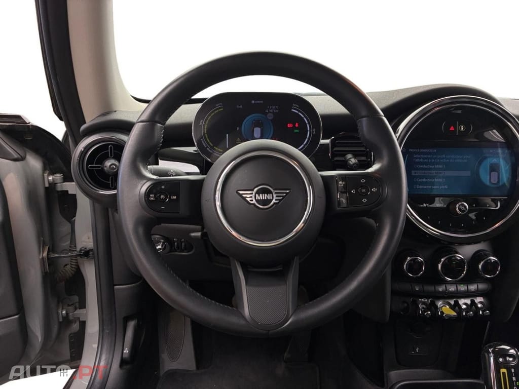 MINI Electric Cooper SE Essential