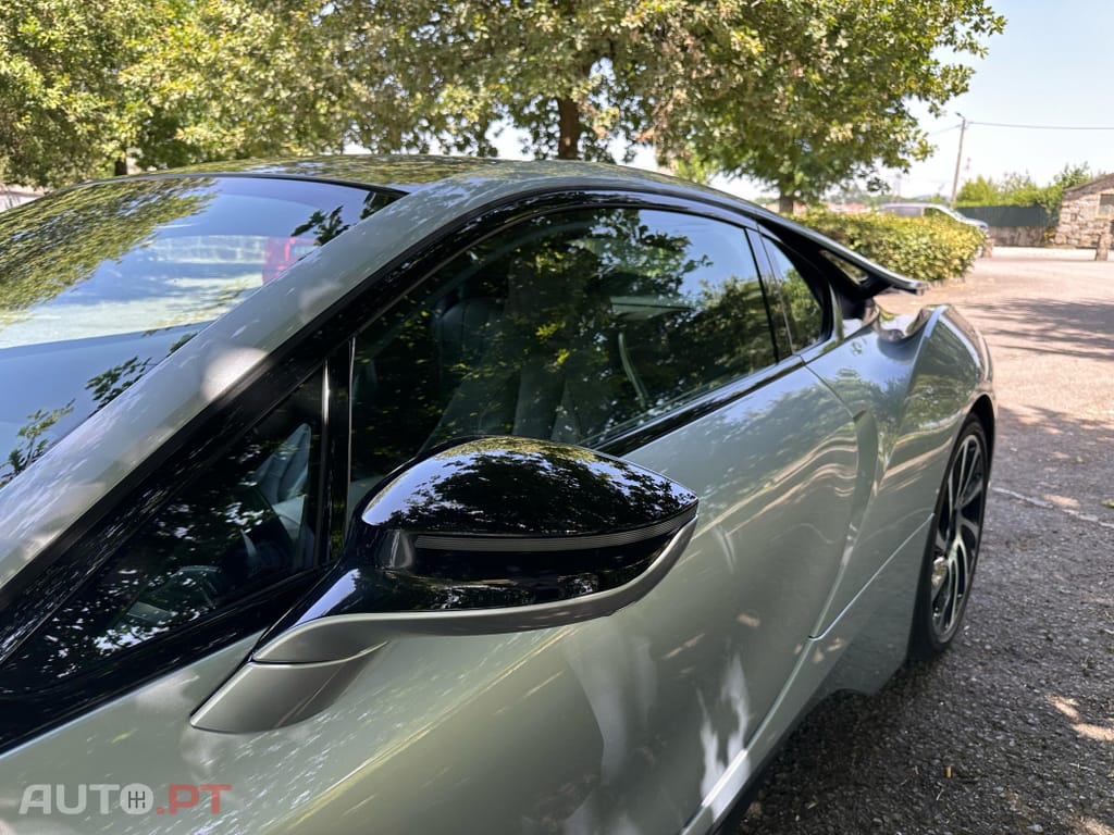 BMW i8 Standard 362cv