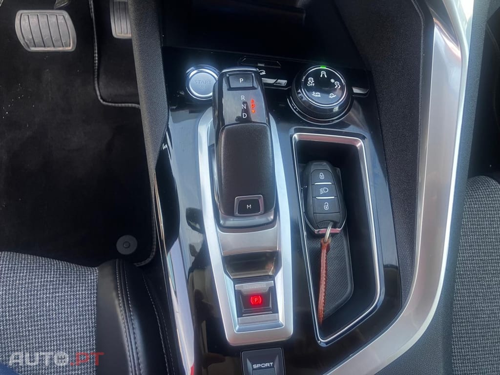 Peugeot 3008 1.6 BlueHDi Allure Grip Control EAT6