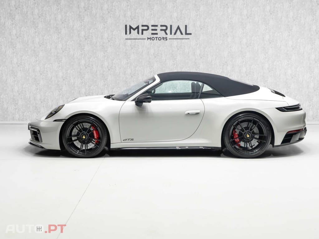 Porsche 911 Carrera 4 GTS Cabriolet