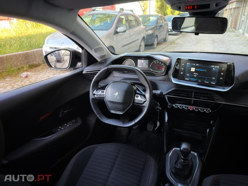 Peugeot 208 1.2 PureTech Active
