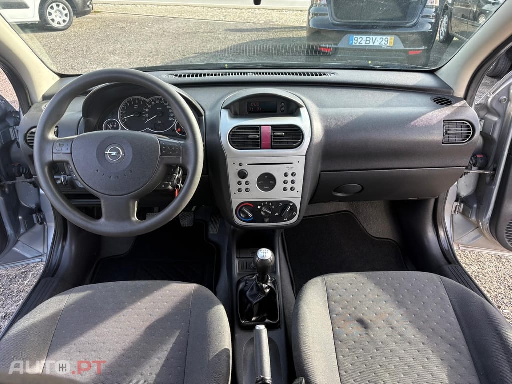 Opel Corsa 1.2 16V Enjoy