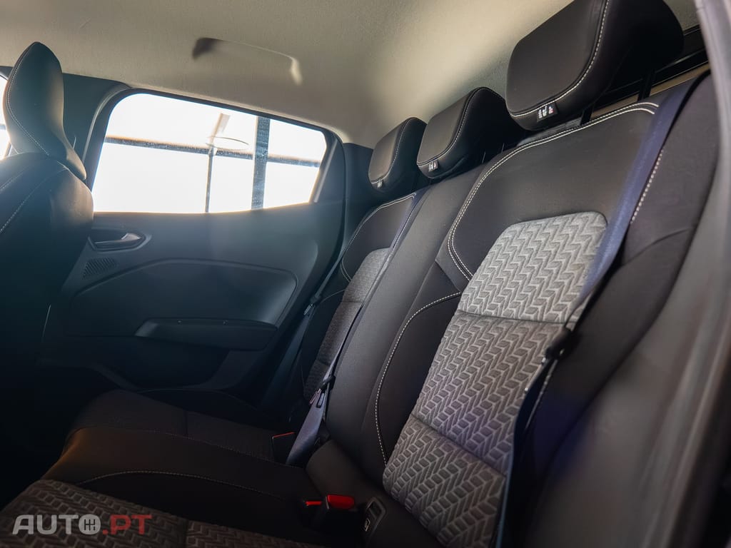 Renault Clio 1.0 TCe Techno Bi-Fuel