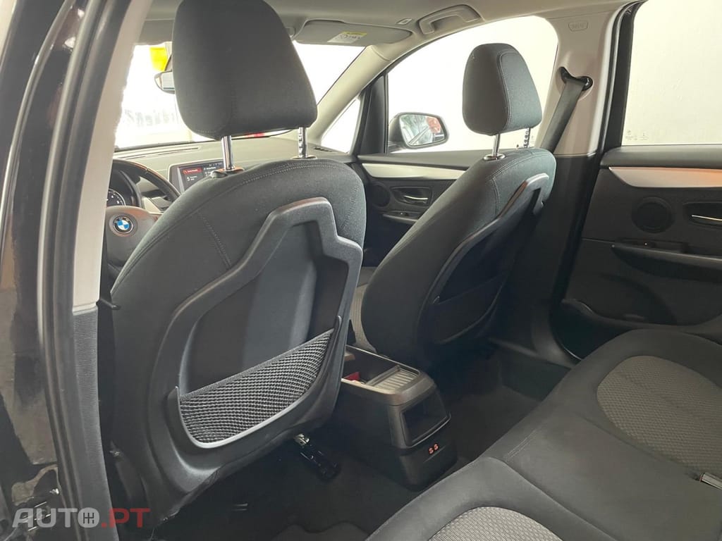 BMW 216 d Line Luxury
