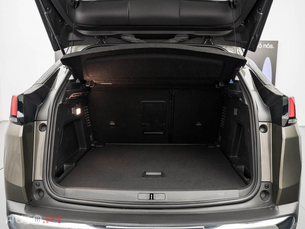 Peugeot 3008 1.5 BlueHDi Active