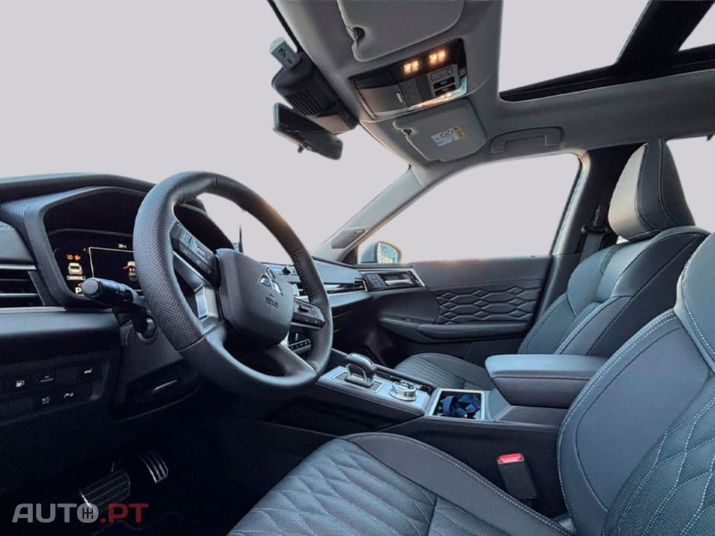 Mitsubishi Outlander I.V.A DEDUTÍVEL 2.4 Instyle