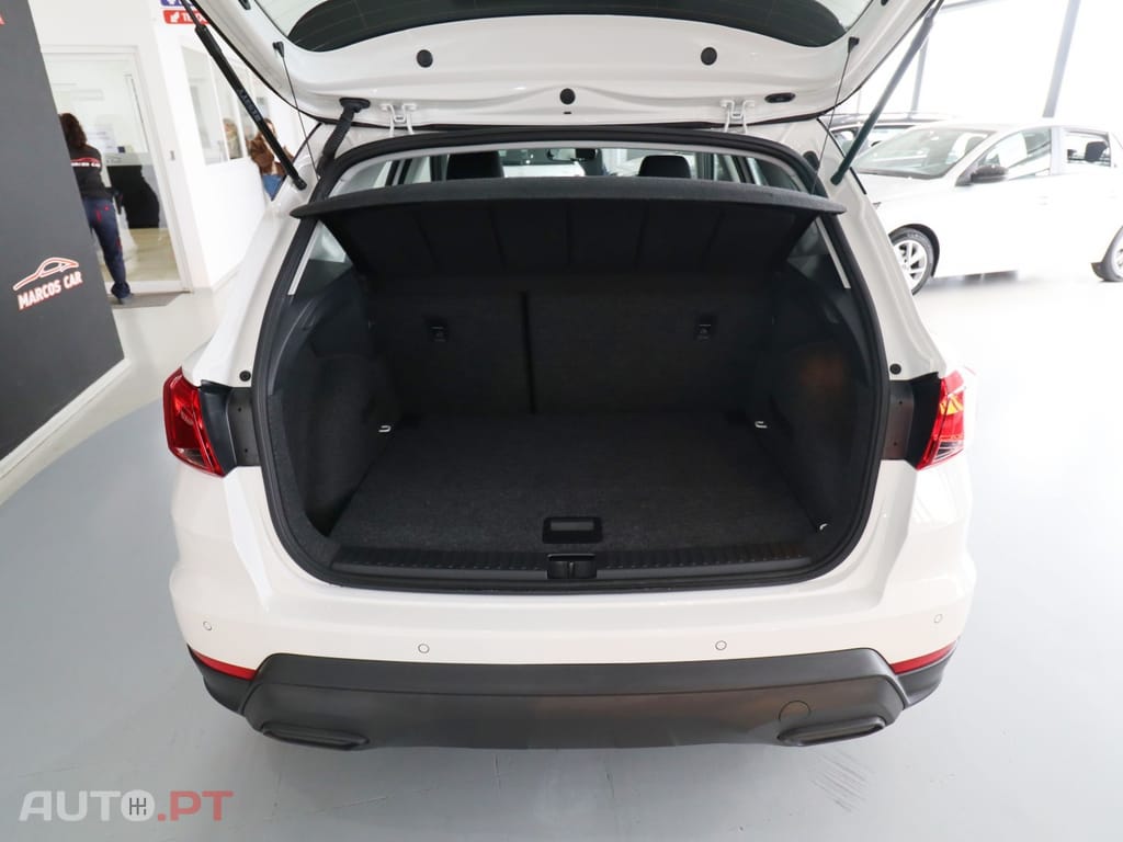 SEAT Arona 1.0 TSI Style — fotografia 16