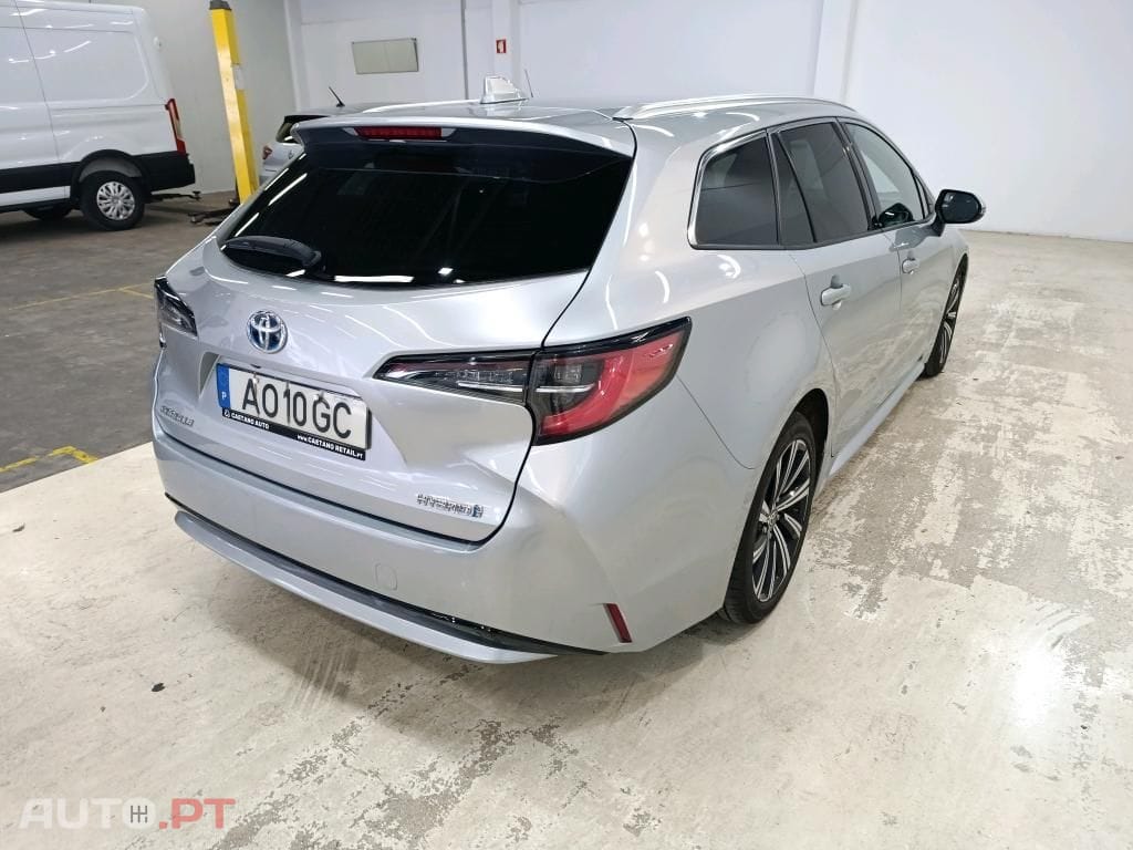 Toyota Corolla Touring Sports 1.8 Hybrid Comfort+P.Sport