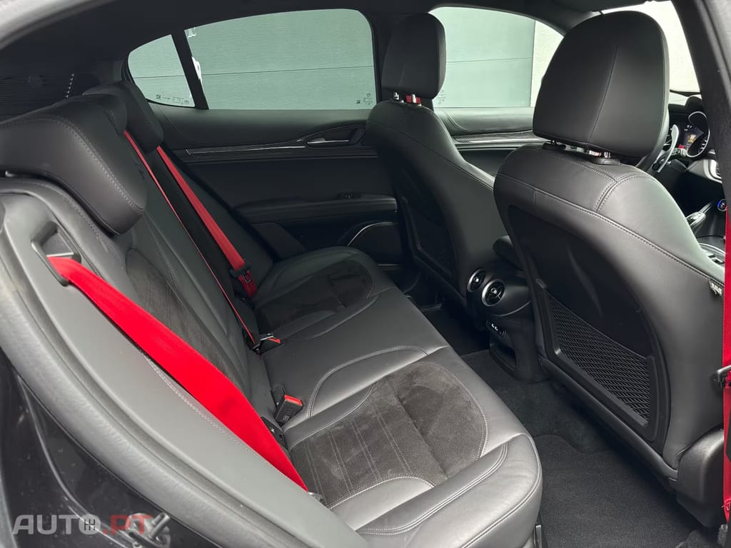 Alfa Romeo Stelvio 2.9 T Quadrifoglio Q4