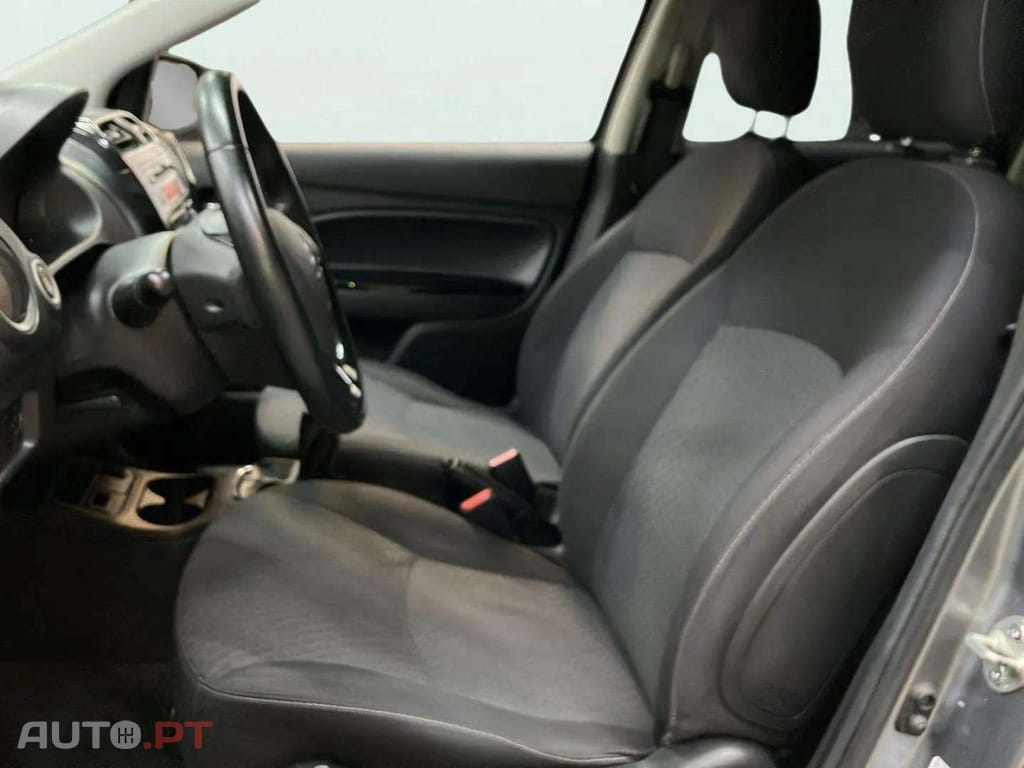 Mitsubishi Space Star 1.2 Intense