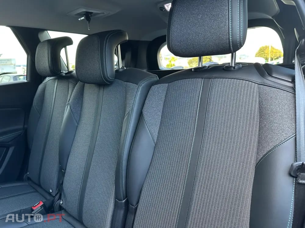 Peugeot 5008 1.5 BlueHDi Allure EAT8