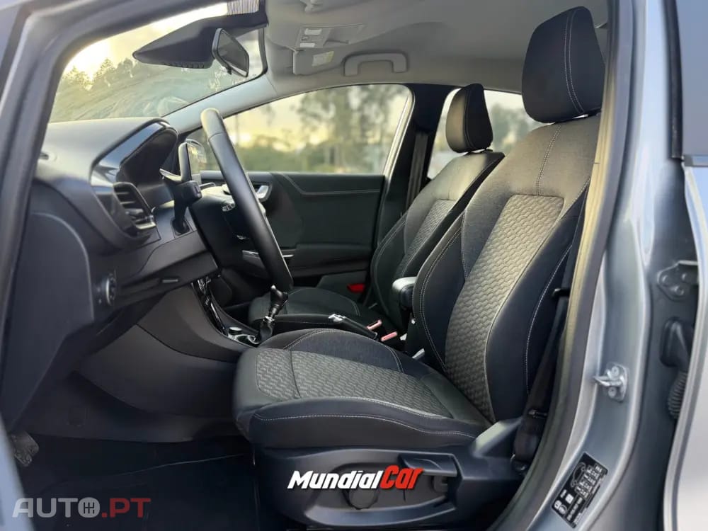 Ford Puma 1.0 EcoBoost MHEV Titanium