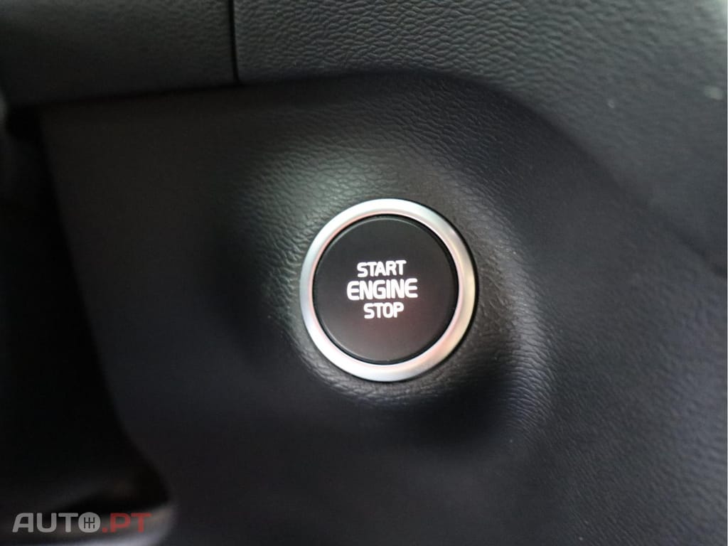 Volvo XC40 1.5 T4 211 Core PG HYBRID