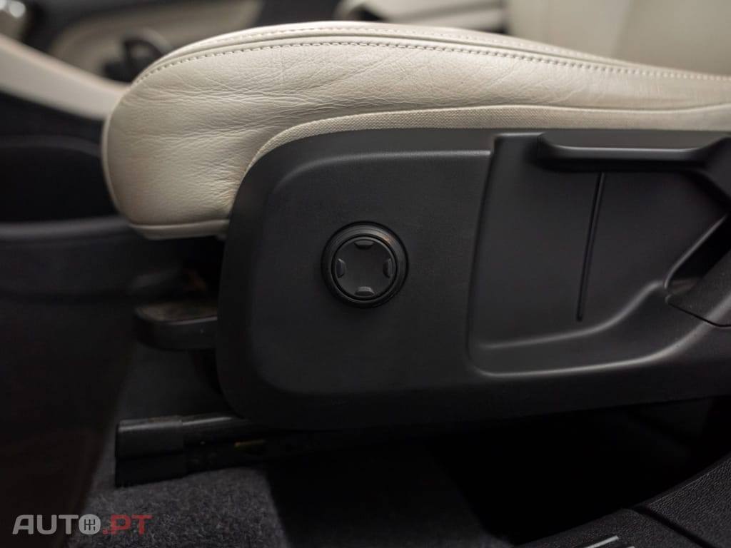 Volvo XC40 1.5 T5 PHEV Inscription Expression