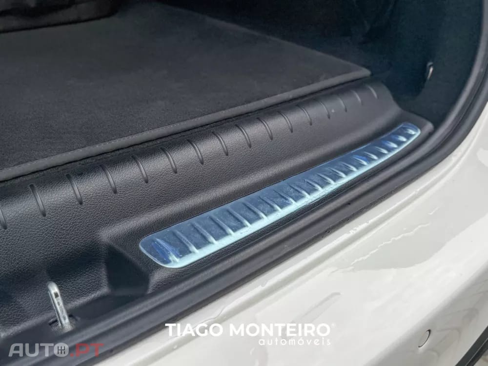 Mercedes-Benz C 300 e T 9G-TRONIC AMG Line Advanced