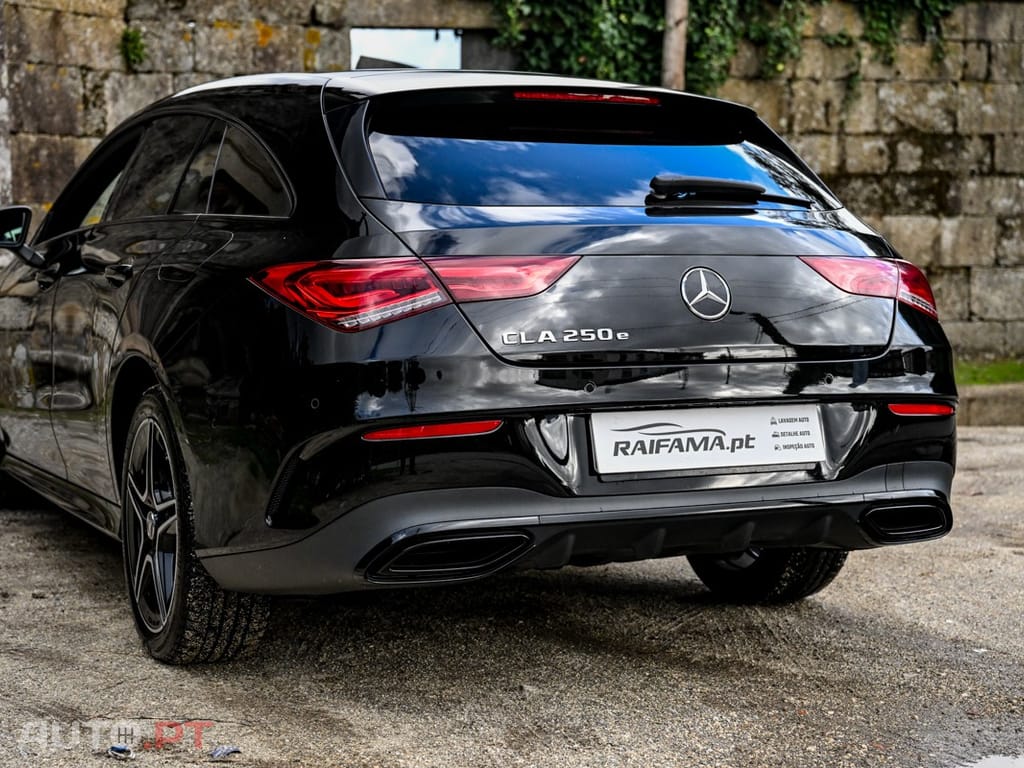 Mercedes-Benz CLA 250 e AMG Line