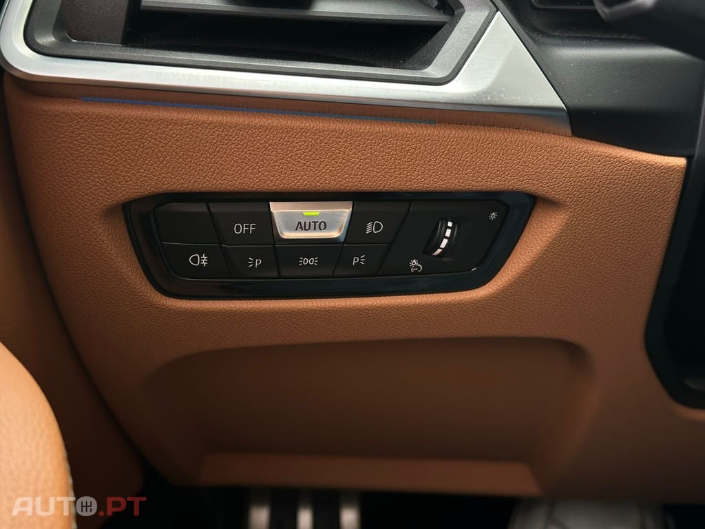 BMW i4 eDrive40 Pack Desportivo M Pro