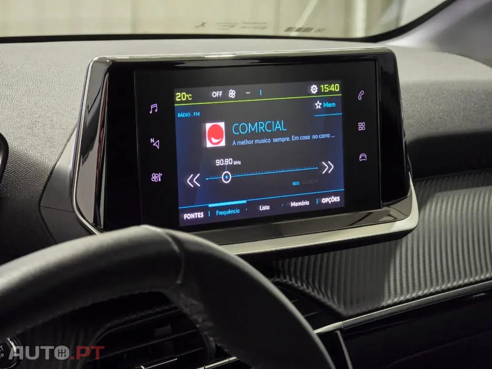 Peugeot E-208 50 kWh SE Style