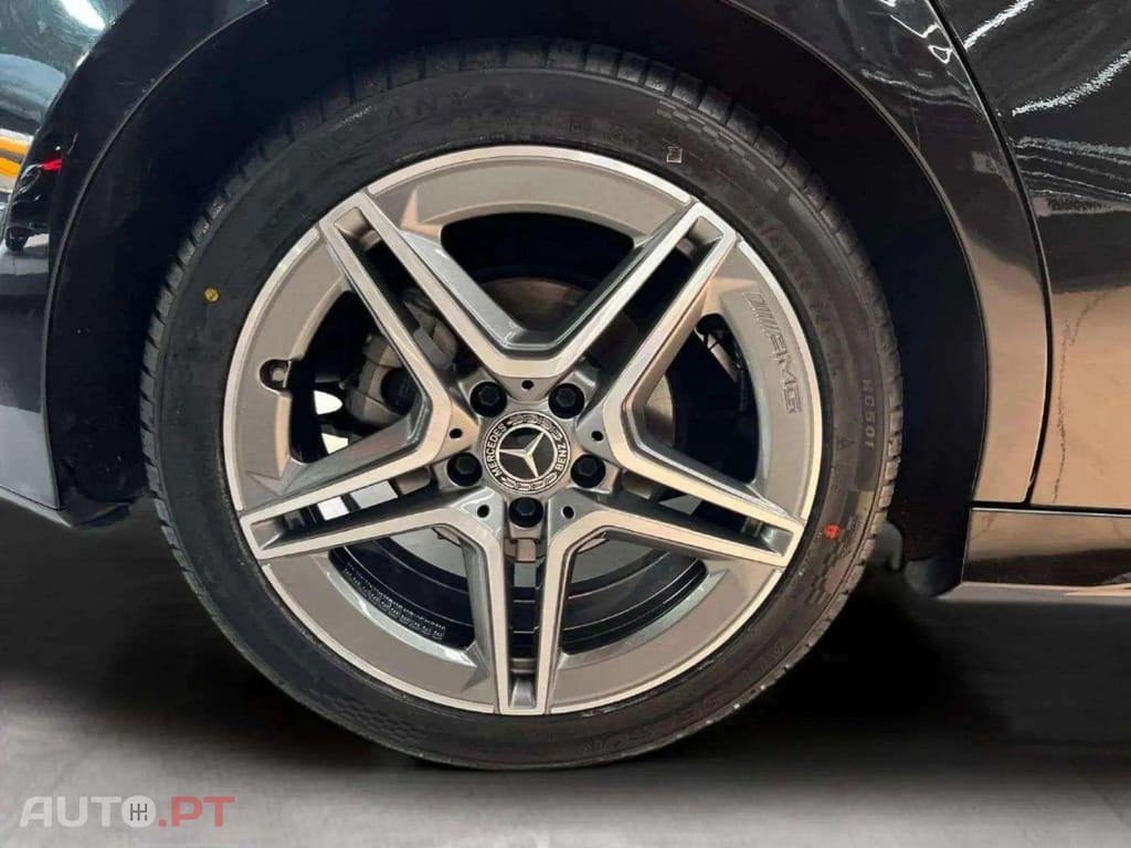 Mercedes-Benz A 180 D AMG