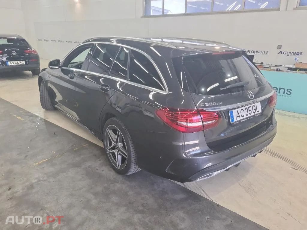 Mercedes-Benz C 300 de AMG Line