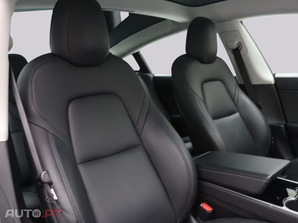 Tesla Model 3 Long-Range AWD I.V.A DEDUTÍVEL