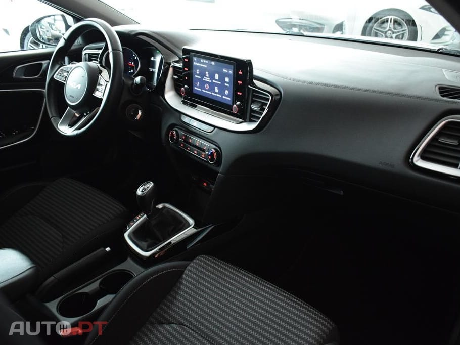 Kia Ceed SW 1.6 CRDi MHEV Dynamic