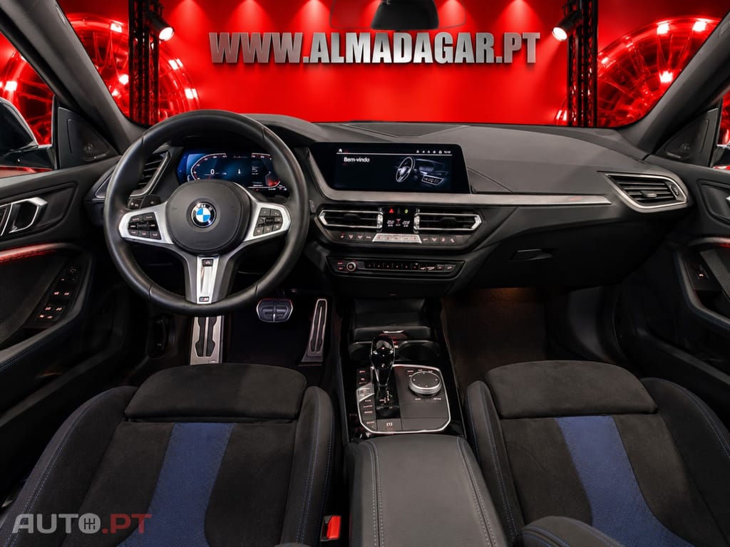 BMW 218 i Pack Desportivo M