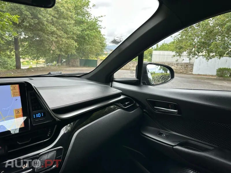 Toyota C-HR 1.2T Comfort