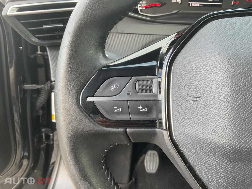 Peugeot 2008 1.5 BlueHDi Active
