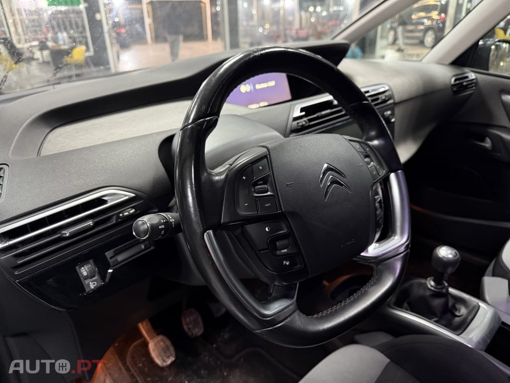 Citroen C4 Grand Picasso 1.6 BlueHDi Intensive J17