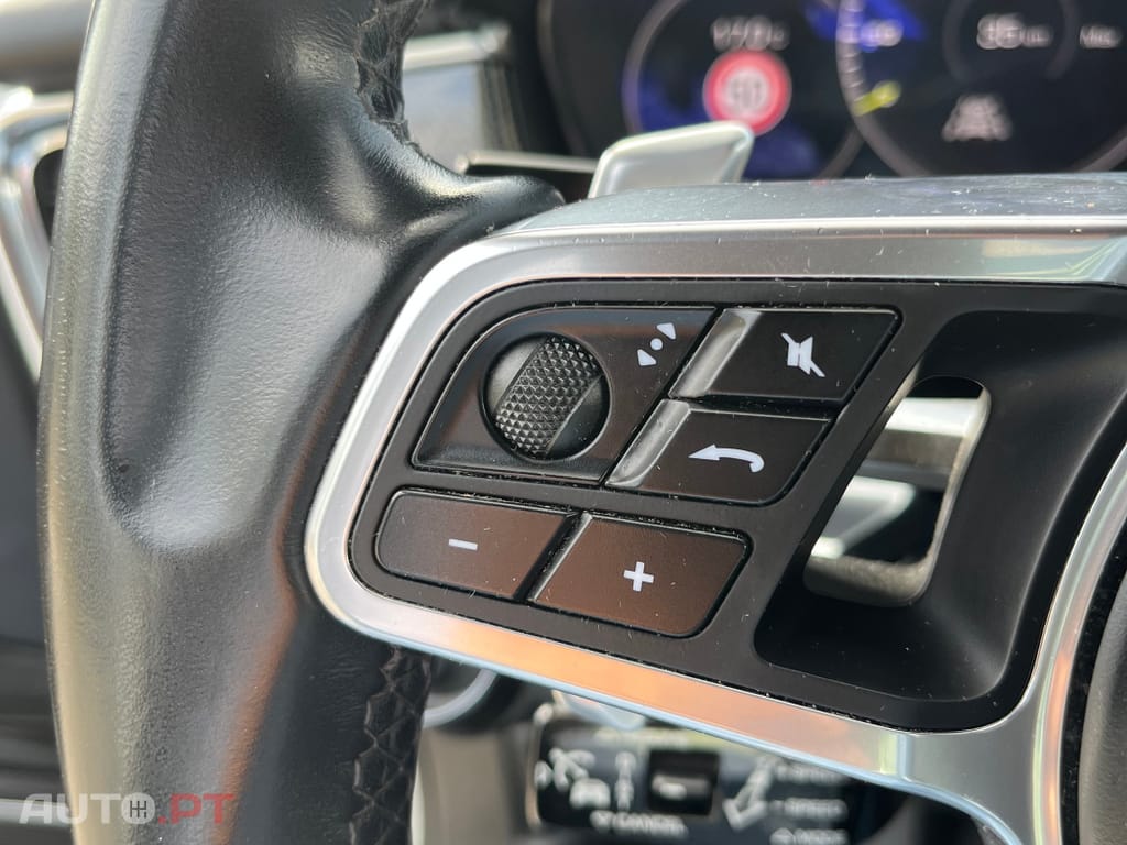 Porsche Panamera 4 E-Hybrid