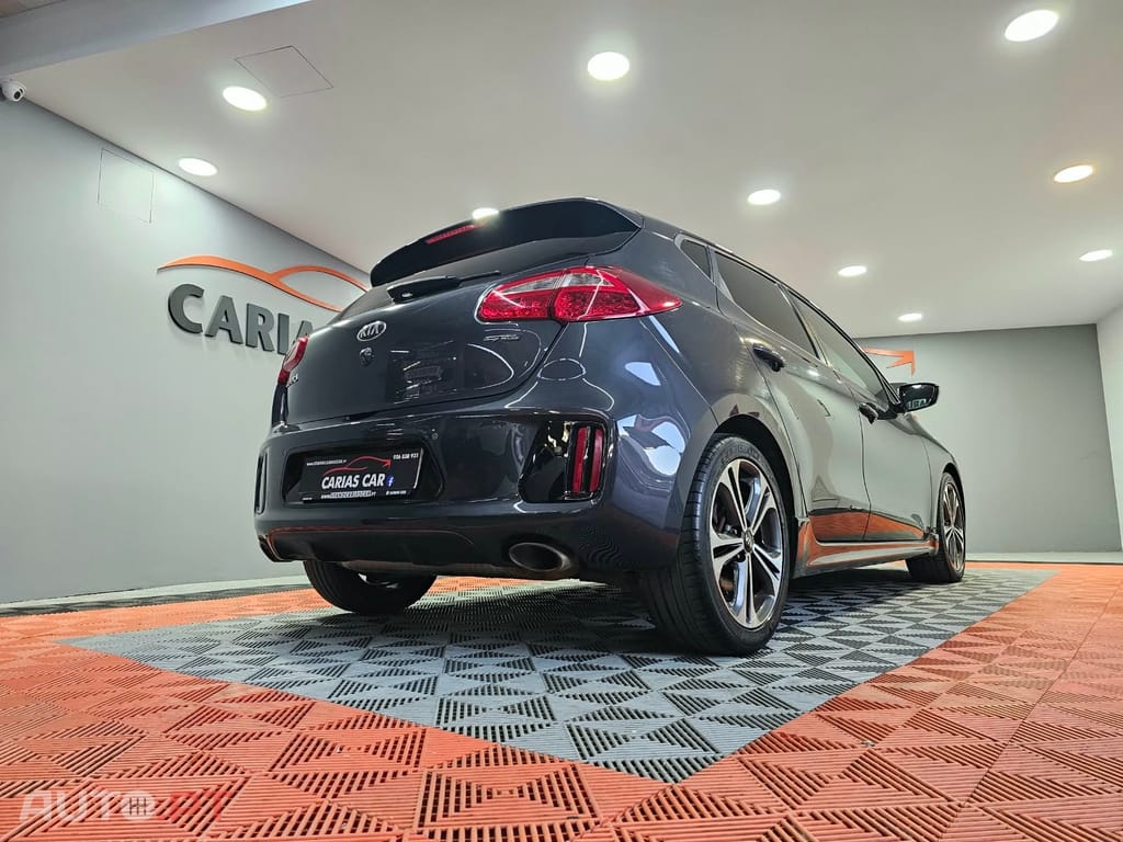 Kia Ceed 1.0 T-GDi GT Line