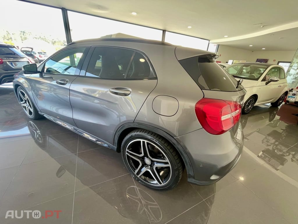 Mercedes-Benz GLA 220 CDI 4Matic 7G-DCT AMG Line