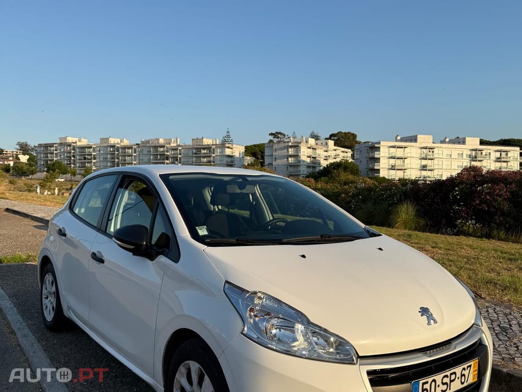 Peugeot 208 Peugeot 208 1.6 BlueHDi Access