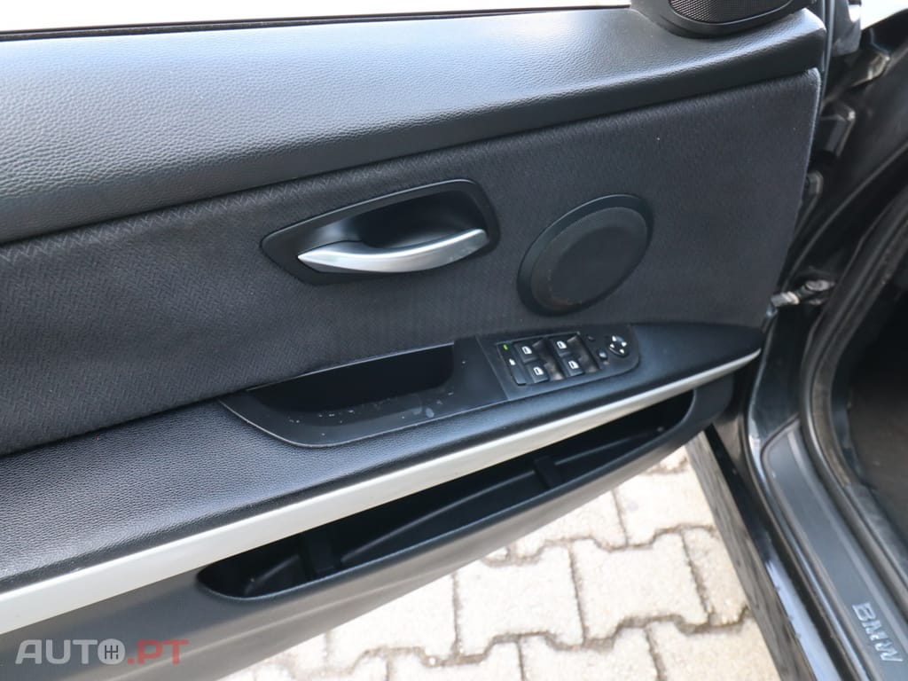 BMW 320 d Touring Navigation