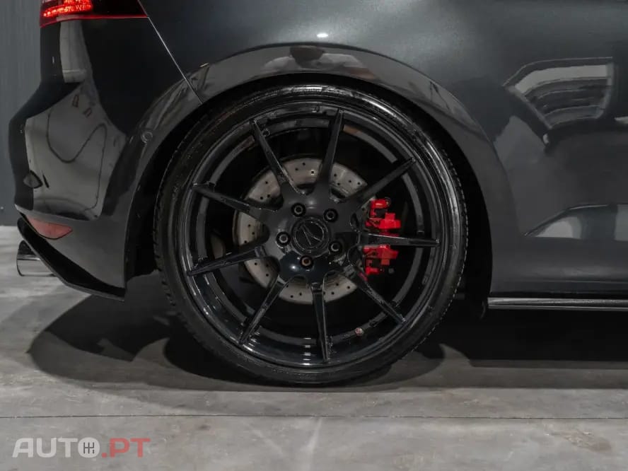 Volkswagen Golf 2.0 TSi GTi DSG Performance