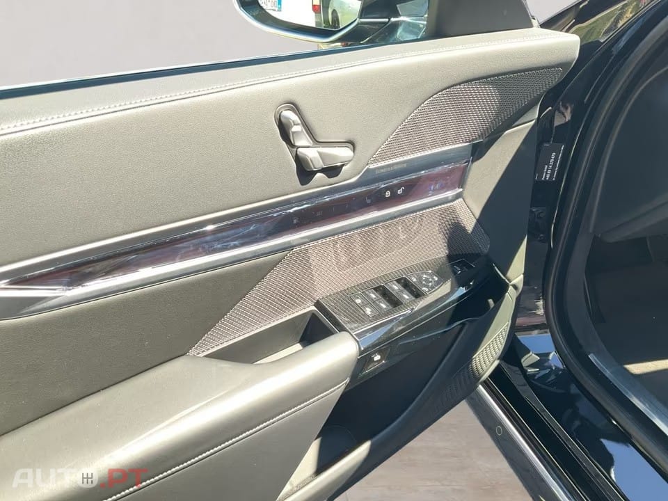 BMW 750 e xDrive