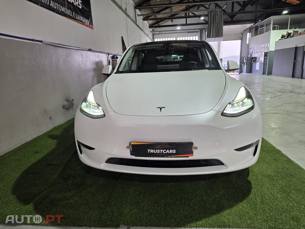 Tesla Model Y Long Range Tração Integral
